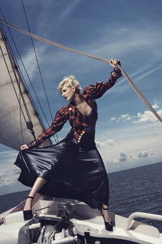 [cw-antm11-samantha-container_021581-883589-500x750[4].jpg]